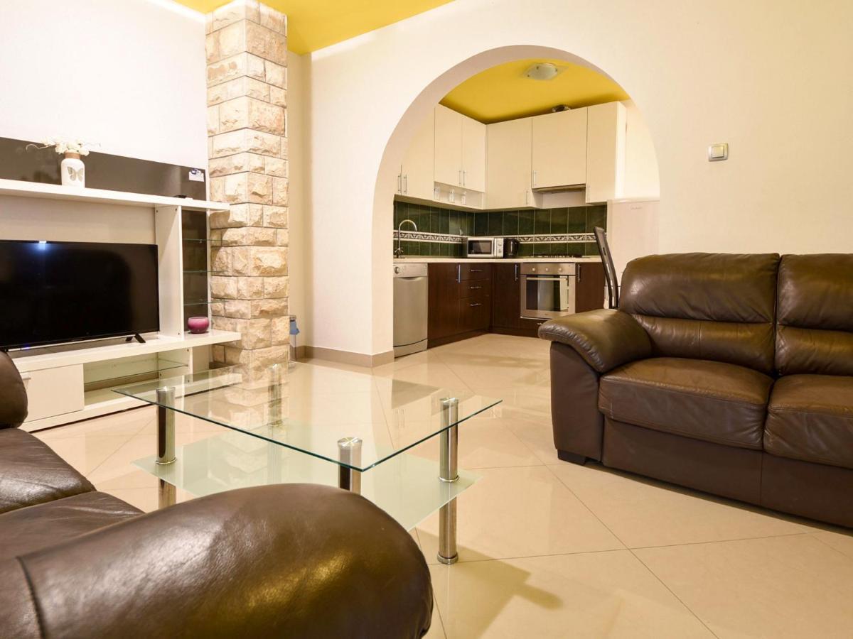 Apartment Anic-2 By Interhome Екстериор снимка