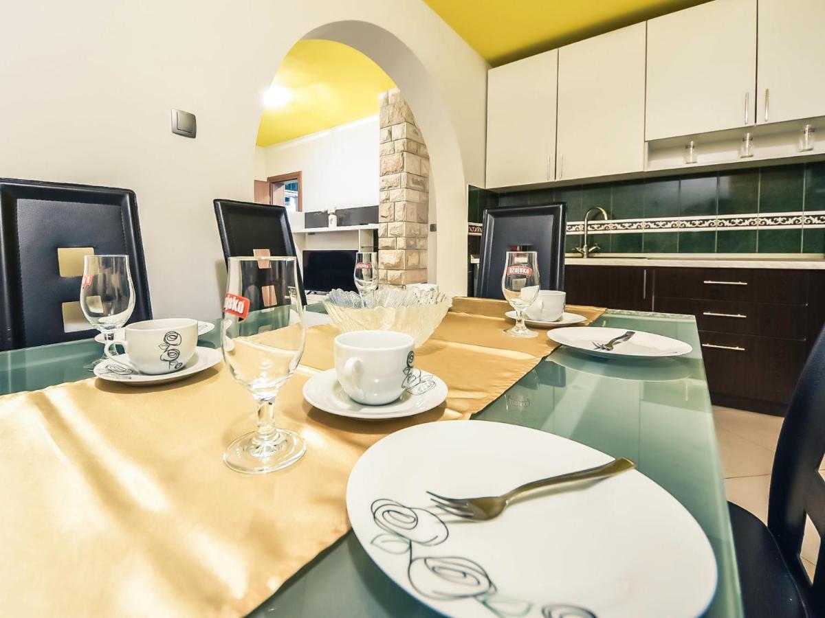 Apartment Anic-2 By Interhome Екстериор снимка